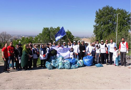 خانواده بانک تجارت طبیعت را پاکسازی کردند