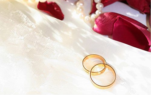 ابهامات وام 10 میلیونی ازدواج