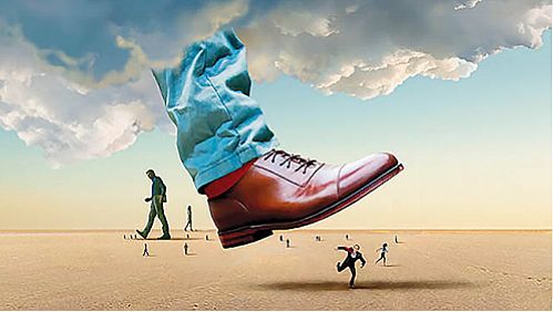 سایه تهدید غول‌های اقتصادی