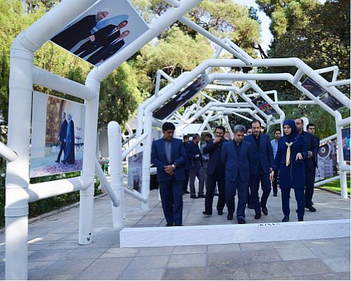 بازدید مدیرعامل بیمه آسیا از نمایشگاه هنر تدبیر