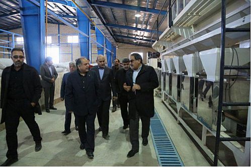 بازدید مدیرعامل بانک کشاورزی از شرکت های مجموعه گروه آدینه سبز 