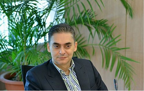 چرا دولت در تک‌نرخی کردن ارز تعلل می‌کند؟