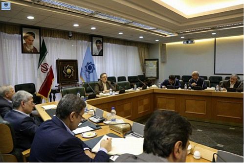 شبکه بانکی به نقش خود در گسترش سرمایه گذاری خارجی توجه کند 