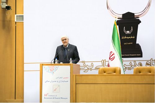  بانک پاسارگاد تندیس زرین جایزه ملی مدیریت مالی ایران را دریافت کرد