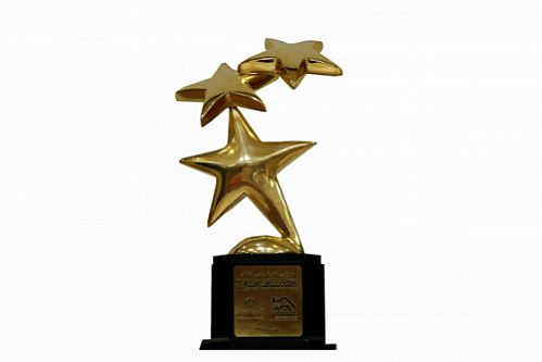 تقدیر از گروه سرمایه‌گذاری مسکن به عنوان هلدینگ پیشرو