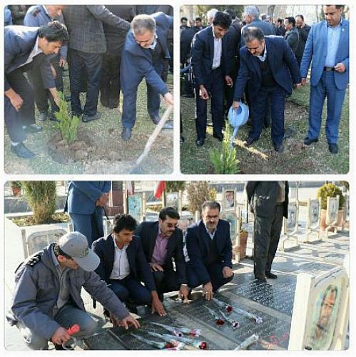 حضور مدیریت شعب استان های اصفهان ،قم ،مرکزی و چهارمحال و بختیاری در مراسم روز درختکاری 