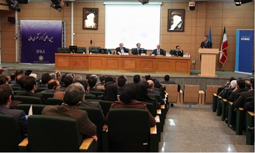 همایش چالش‌های عملی اجرای استانداردهای بین المللی گزارشگری مالی (IFRS) برگزار شد