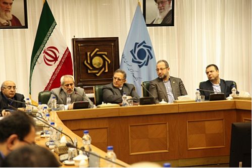 روشنگری نیاز روز بانک هاست 