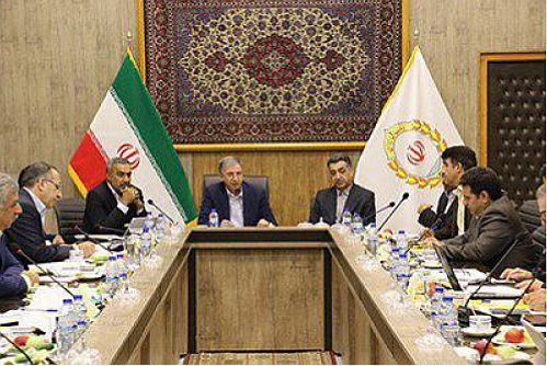 تاکید مدیران ارشد بانک ملی ایران بر توسعه کیوسک های خدمات الکترونیک