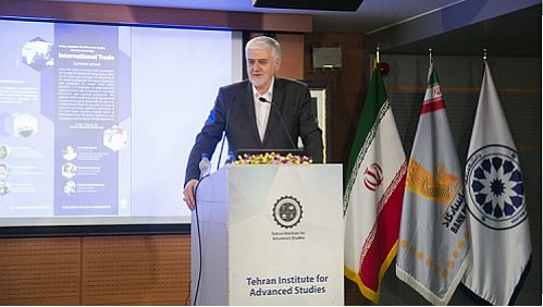 مؤسسه توسعه پژوهشهای پیشرفته تهران بمثابه جزیره‌ای کیفی و در تراز جهانی در بطن دانشگاه خاتم است
