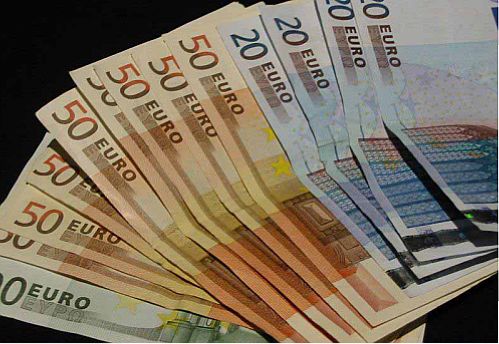 نرخ انواع ارز در صبح روز 31  مرداد 1396
