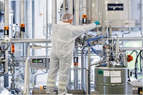 افتتاح شرکت داروسازی مداوا با تسهیلات بانک صنعت و معدن