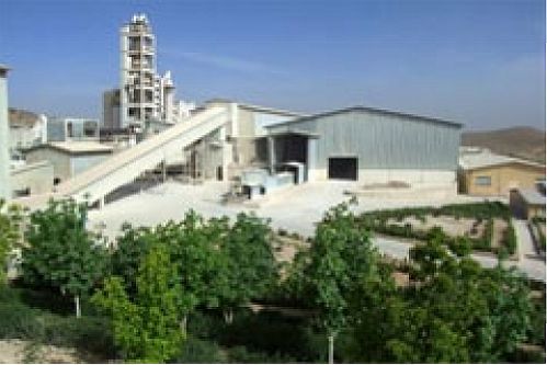 افتتاح شرکت سیمان نی ریز با تسهیلات بانک صنعت و معدن