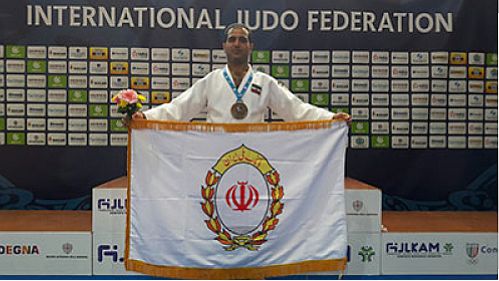 کسب نشان برنز کارمند بانک ملی در مسابقات کاتا جودوی قهرمانی جهان
