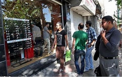 فعالان بازار طلا: قیمت‌ها در بازار کاهشی است 