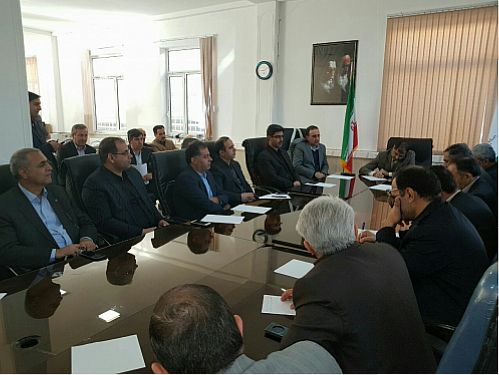 نمایندگان ویژه وزیر اقتصاد جهت بررسی وضعیت زلزله زدگان وارد کرمانشاه شدند