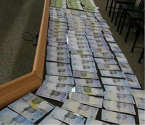 دستگیری اعضای باند چاپ و جعل اسکناس در رشت