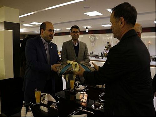 هواپیمایی ماهان تحت پوشش بیمه رازی قرار گرفت