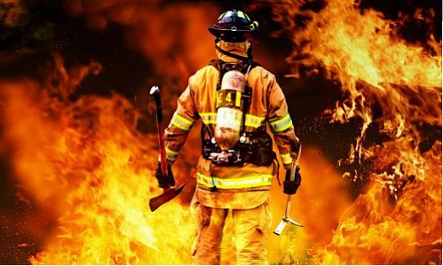 طرح جدید بیمه آتش نشانان در انتظار تصویب شورای نگهبان