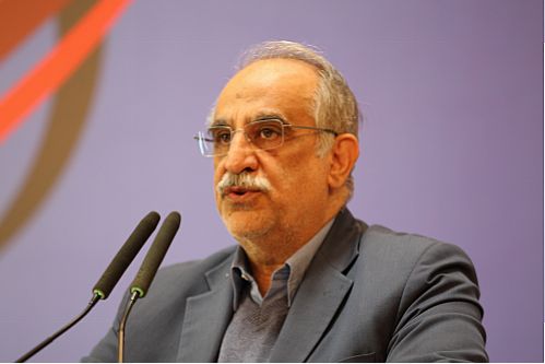تاکید وزیر اقتصاد بر نقش مهم صنعت و تجارت در رشد روابط هند و ایران
