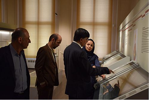 بازدید رایزن بازرگانی سفارت پاکستان از موزه بانک ملی 