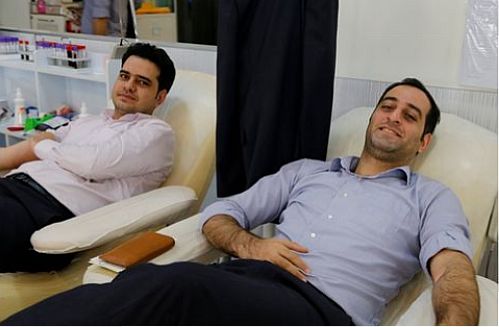 کارکنان بانک قرض الحسنه رسالت خون اهدا کردند 