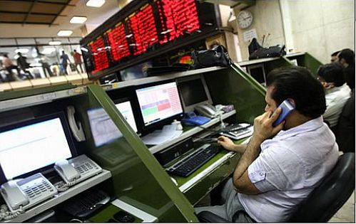 ۳۴ درصد معاملات بورس در اختیار ۱۰ کارگزار بانکی