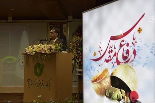 تمام همکاران بانکی، در نبرد اقتصادی کنونی، به صحنه آمده اند