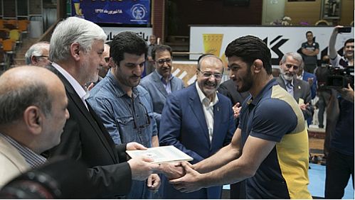 بانک‌پاسارگاد از کشتی‌گیران مدال‌آور در بازی‌های آسیایی 2018 تقدیر کرد