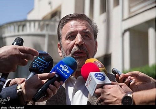 واعظی: قیمت ارز حتما پایین می‌آید 