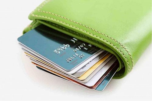 کارت سوخت؛ راهکار جدید بانک ها برای جذب نقدینگی