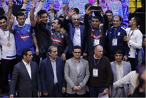 تیم کشتی بیمه رازی به عنوان قهرمانی جهان دست یافت