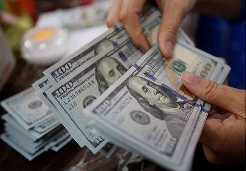 بانک مرکزی درباره بازگشت ارز حاصل از صادرات تصمیمات جدید گرفت
