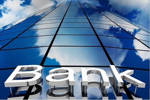 ادامه خروج بانکها از بنگاهداری با واگذاری شرکت سرمایه گذاری امید