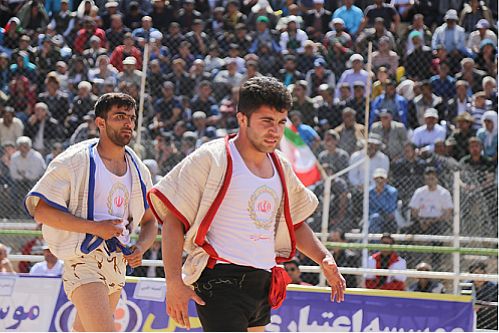 حمایت بانک ملی ایران از مسابقات کشوری کشتی با چوخه اسفراین