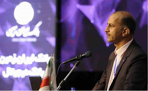 بازدید معاونت عملیات بانکی بانک ایران زمین، از شعب تهران