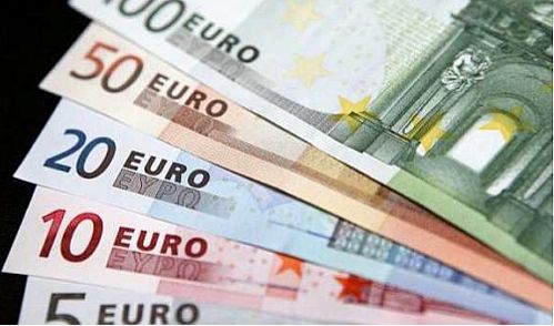 بانک مرکزی و صادرکننندگان 2.2 میلیارد یورو در بازار ثانویه عرضه کردند 