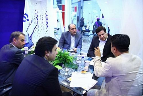 بازدید عضو هیأت مدیره بانک رفاه کارگران از نمایشگاه های ایران هلث و اینوتکس