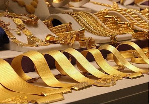 قیمت طلا در هند به بالاترین رقم ۵ ماهه رسید