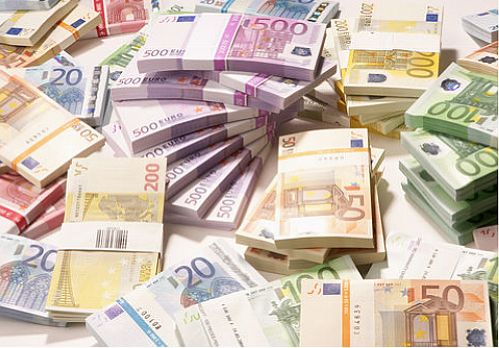 بانک مرکزی اعلام کرد :کاهش نرخ رسمی ۱۹ ارز