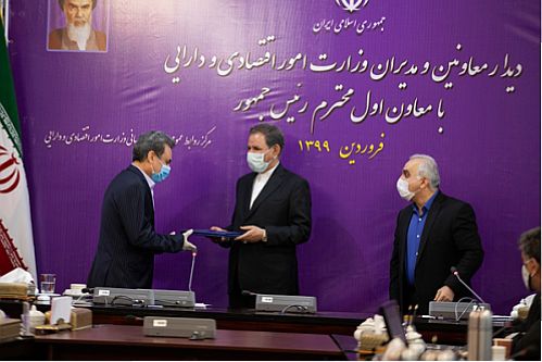 تجلیل معاون اول رییس جمهوری از عملکرد موفق بانک ملت 