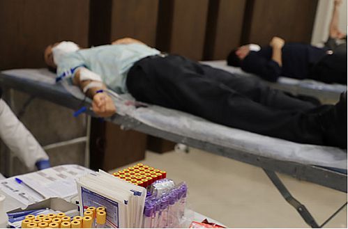  مشارکت کارکنان بانک کارآفرین در کمپین اهدای خون