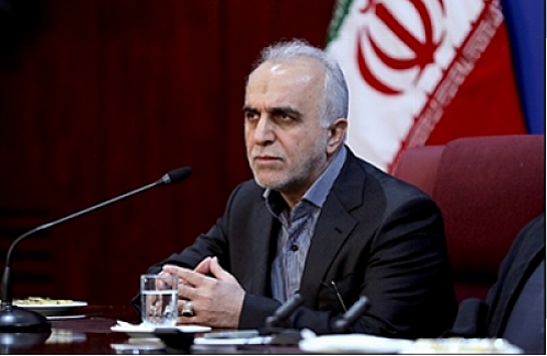  دولت و حکومت با کمک و همراهی همه قوای کشور مجموعه ای از تصمیمات را اتخاذ کرده اند،  تا بتوان از بازار سرمایه صیانت کرد