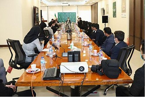 مراسم اختتامیه چهارمین دوره آموزشی بدو استخدام کارکنان بانک کارآفرین برگزار شد 