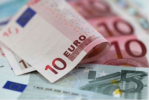  یورو پُرتراکنش‌ترین ارز جهان شد