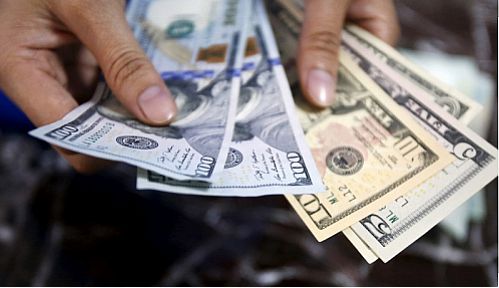  ثبات قیمت دلار پس از گذراندن بدترین ماه از جولای