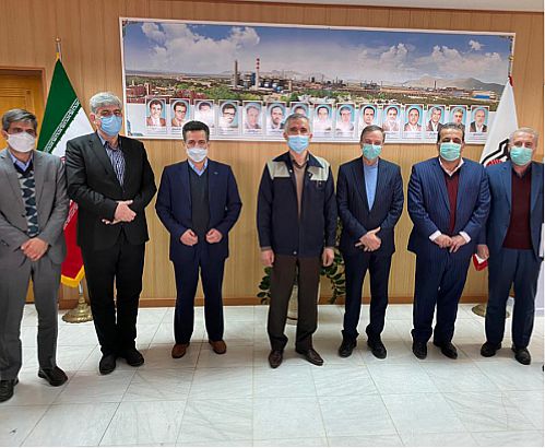  مذاکرات چندجانبه مدیرعامل بانک دی با بنگاه های اقتصادی استان اصفهان