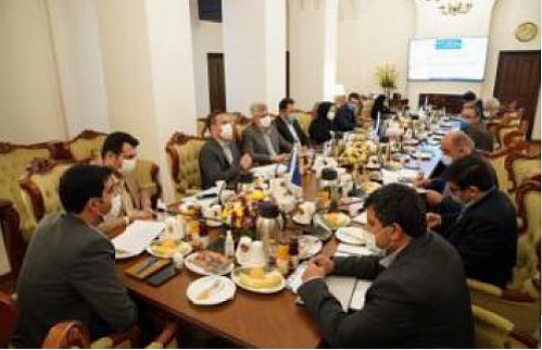 تاکید وزارت اقتصاد و بانک مرکزی بر اطلاع رسانی و آمادگی شبکه بانکی برای اجرای قانون جدید چک