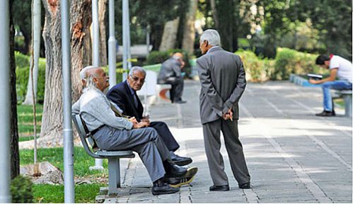 بازنشستگی پیش از موعد ۱۷۰۰ کارگر لرستانی