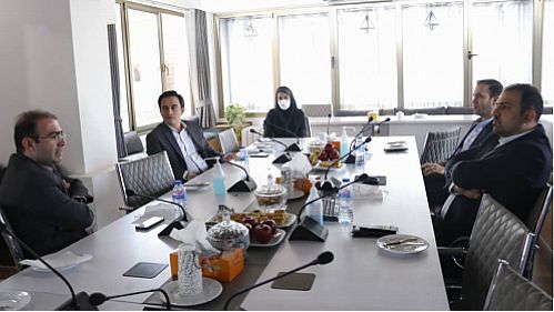 اولین نشست مدیران توسعه کسب و کار دیجیتال صنعت بیمه به میزبانی بیمه رازی